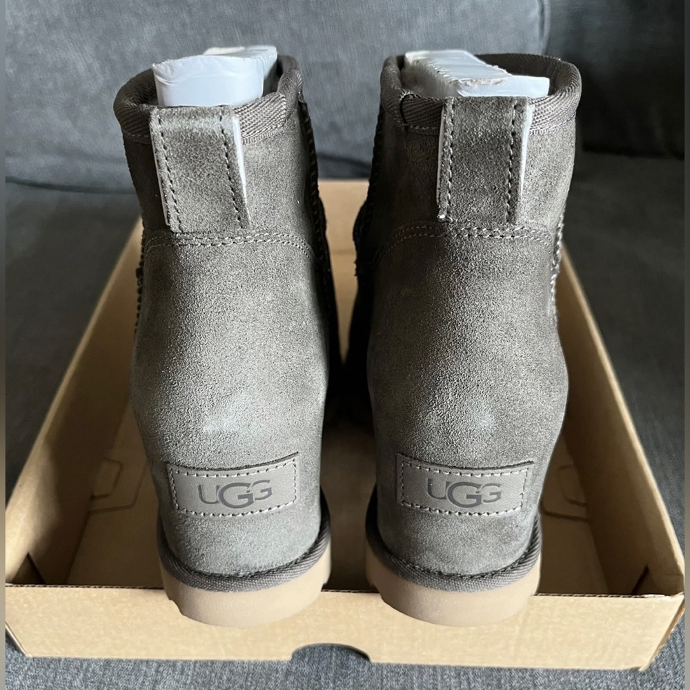 UGG Classic Femme Miniwedge Boots in Brown Size UK 4 (USA 6) NEW/NEVER WORN - Picture 5 of 8